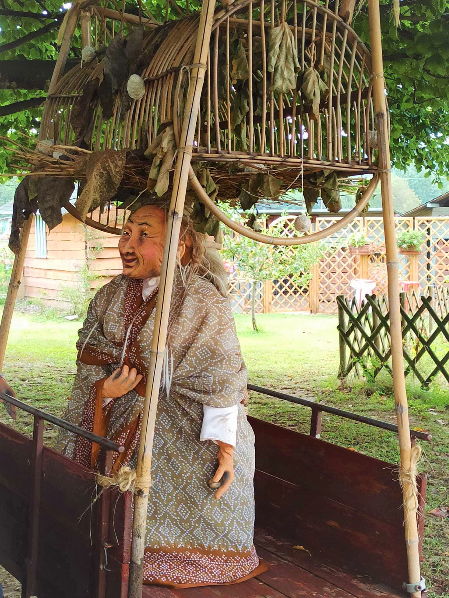 Il filo della storia. Di generazione in generazione, la tessitura nel territorio angerese. Spettacolo teatrale